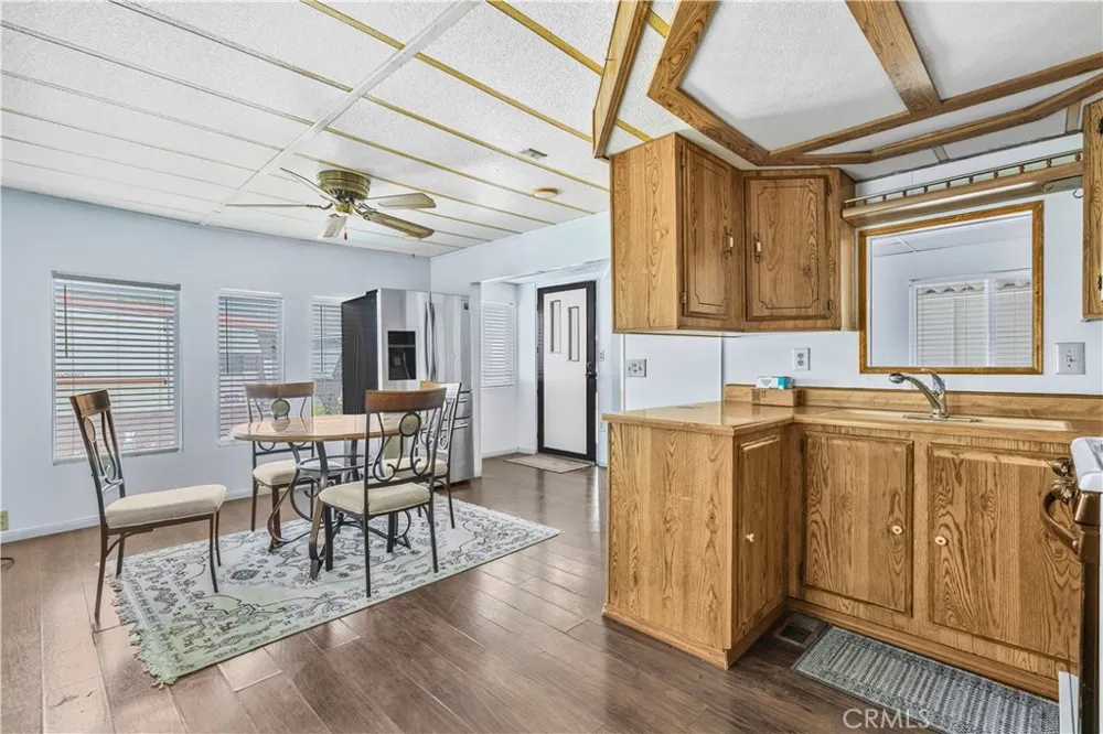 842 Acorn Dr San Jacinto, CA 92583