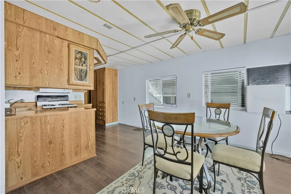 842 Acorn Dr San Jacinto, CA 92583