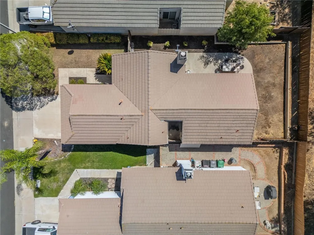 27905 Hillpointe Drive Menifee, CA 92585