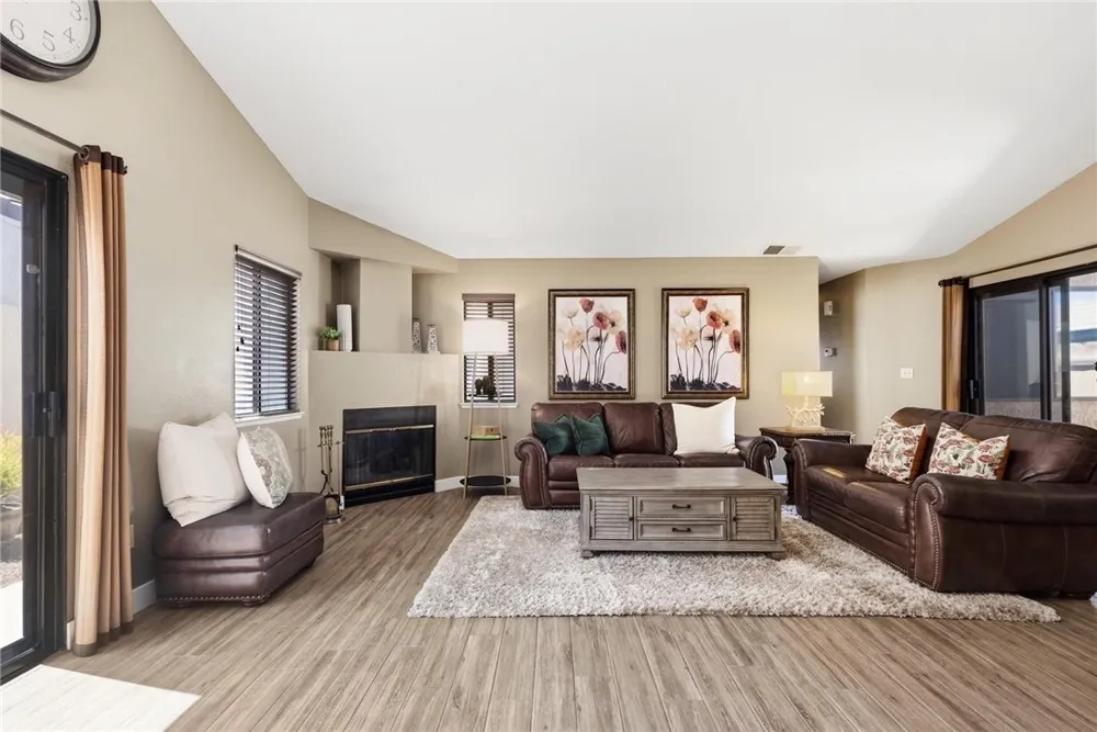 27905 Hillpointe Drive Menifee, CA 92585