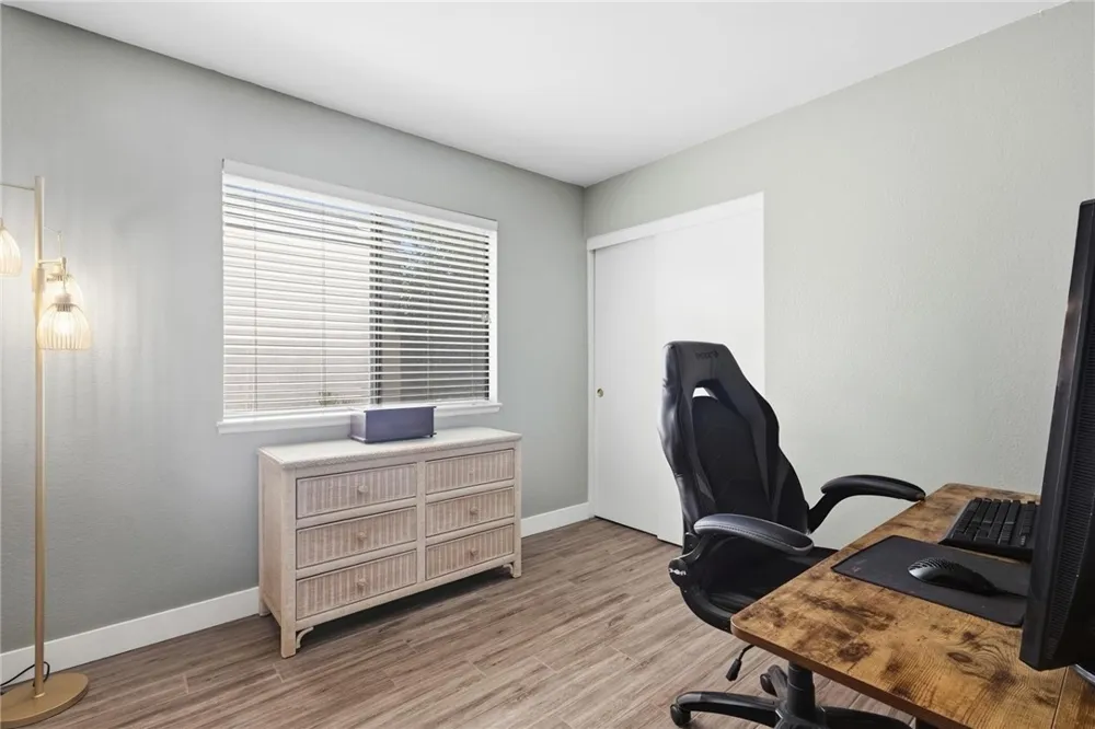 27905 Hillpointe Drive Menifee, CA 92585