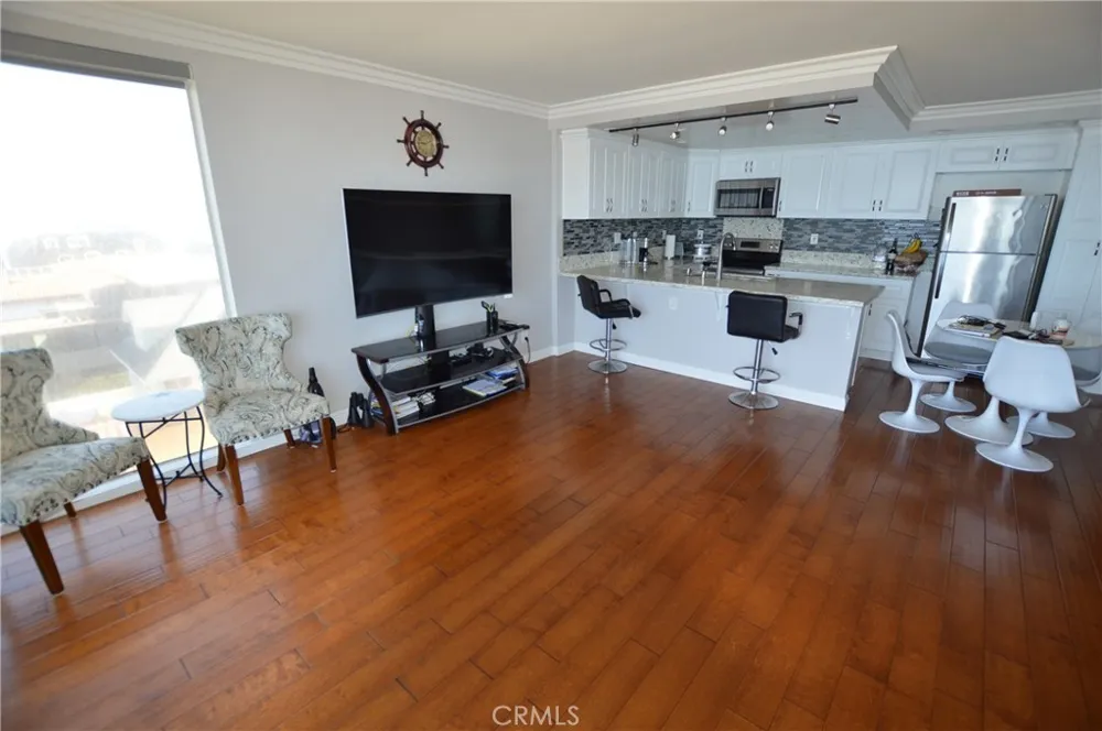 721 Esplanade #607 Redondo Beach, CA 90277