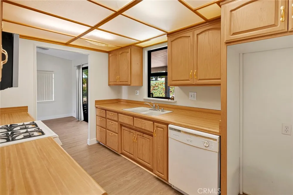 10780 Deerfield Beaumont, CA 92223
