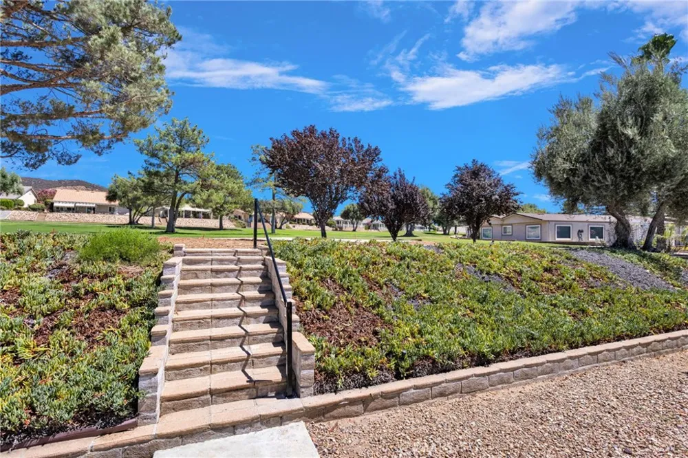 10780 Deerfield Beaumont, CA 92223