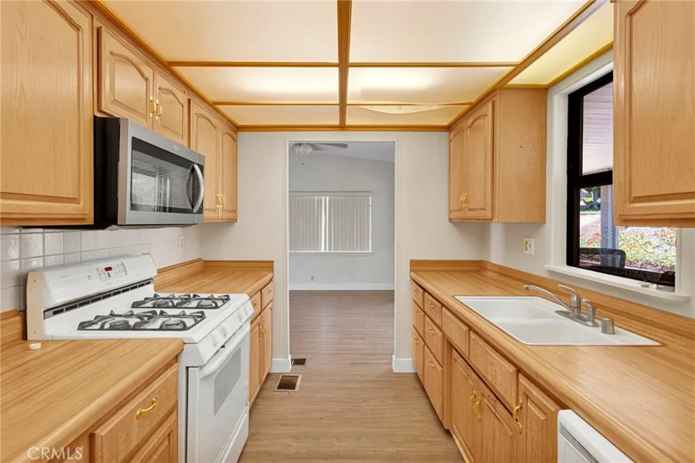 10780 Deerfield Beaumont, CA 92223