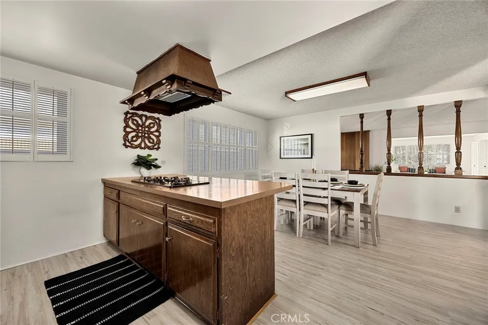 341 E Parkwood Ave La Habra, CA 90631