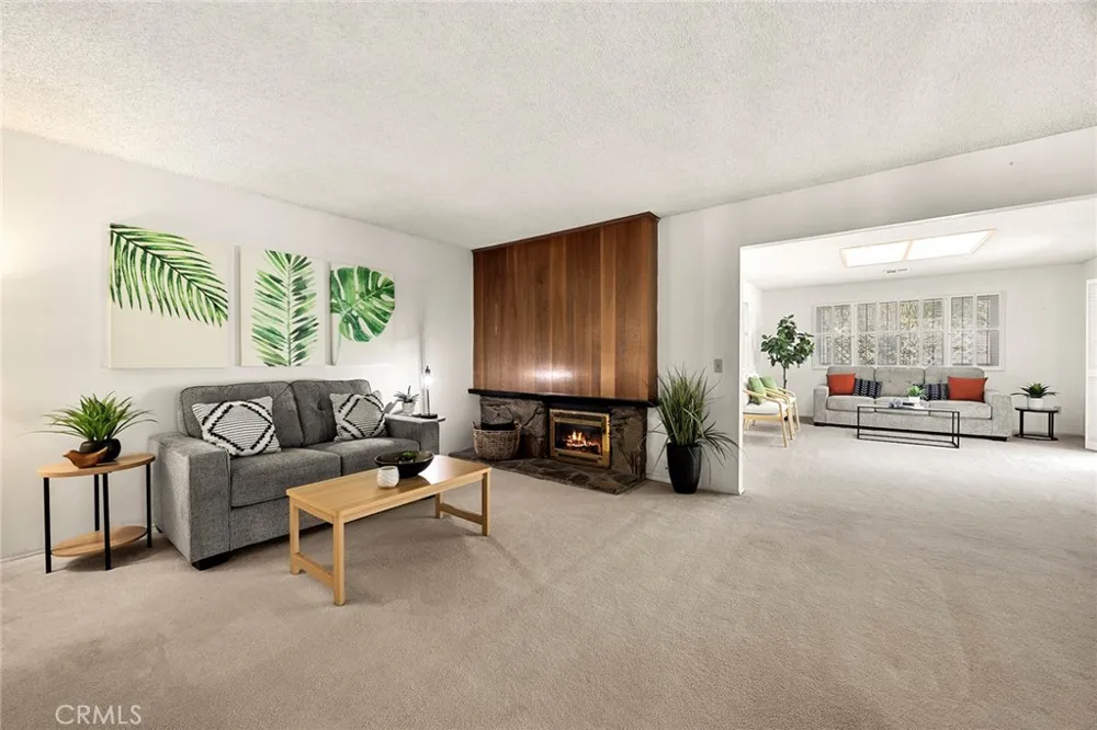 341 E Parkwood Ave La Habra, CA 90631