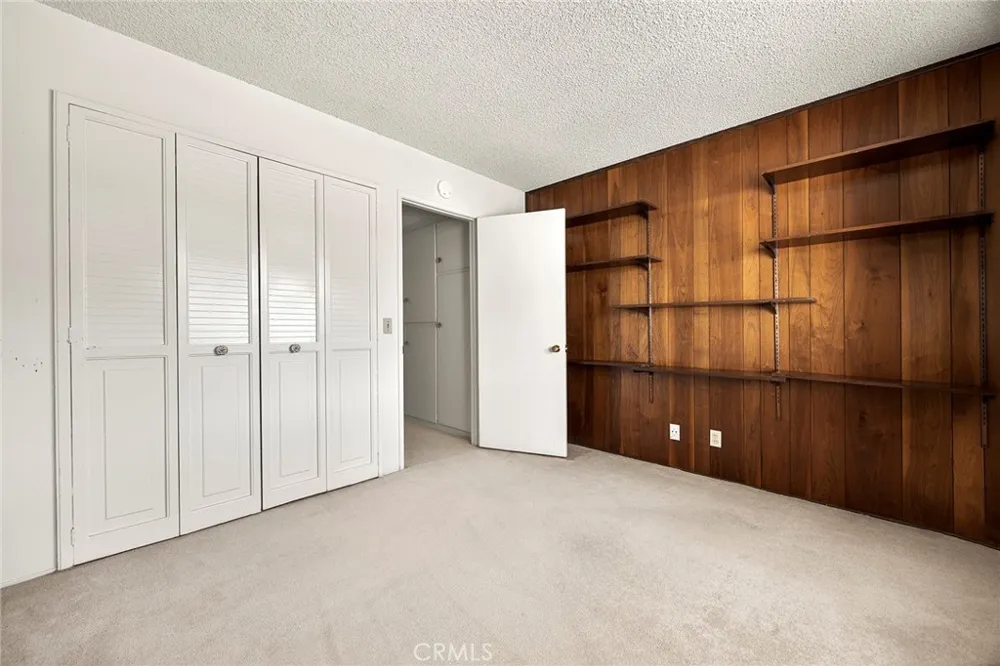341 E Parkwood Ave La Habra, CA 90631