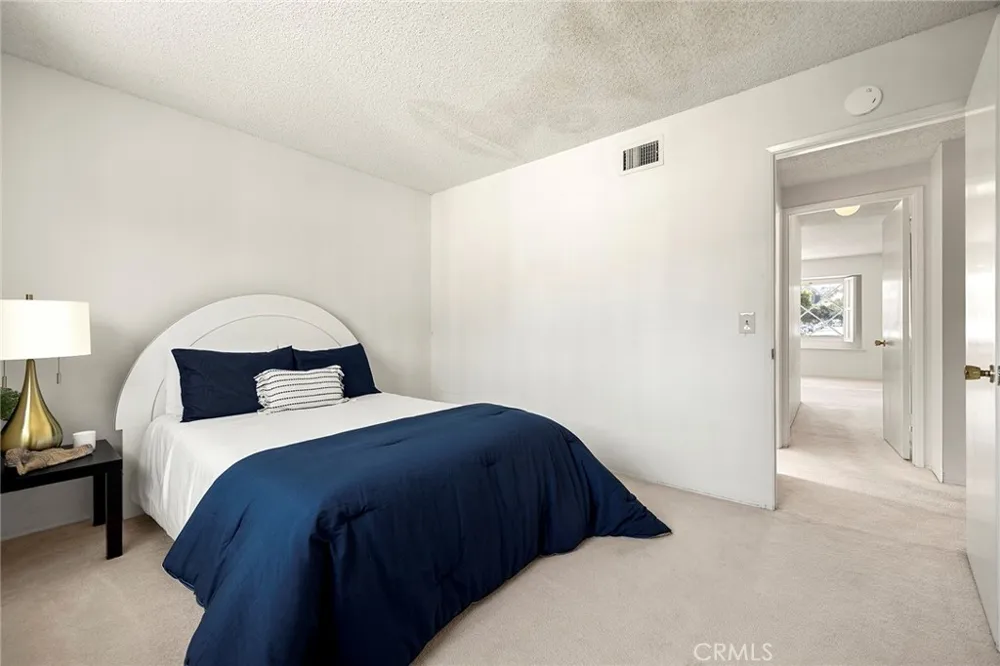341 E Parkwood Ave La Habra, CA 90631