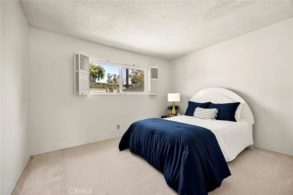 341 E Parkwood Ave La Habra, CA 90631
