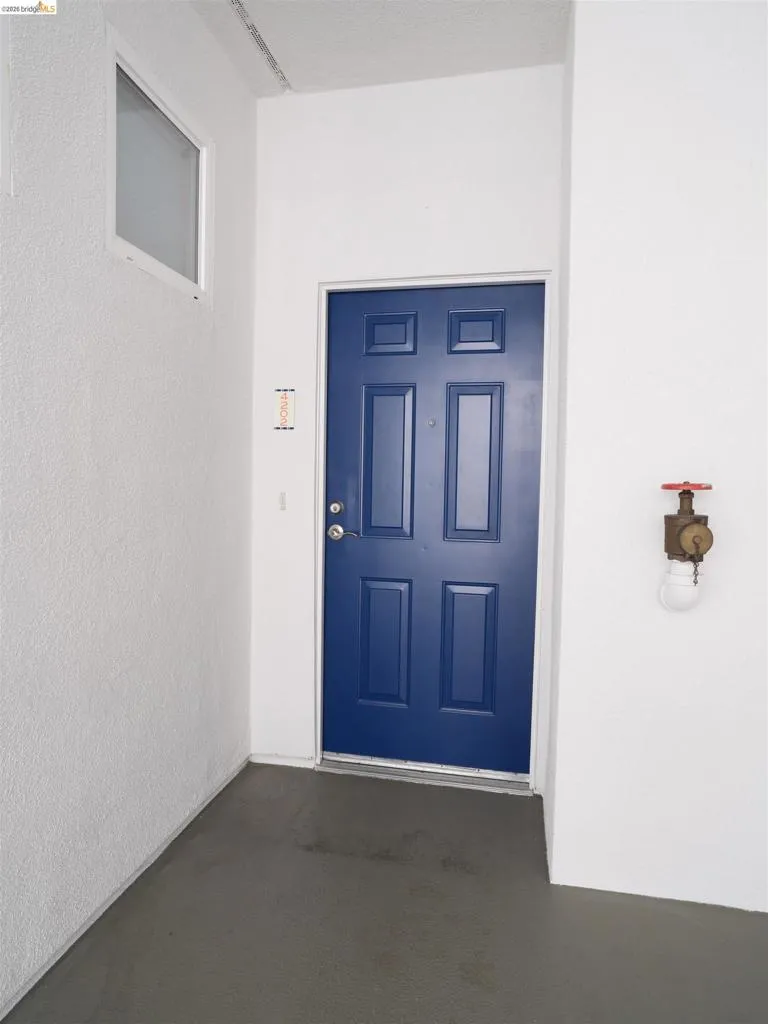 1121 40th Street #4202 Emeryville, CA 94608