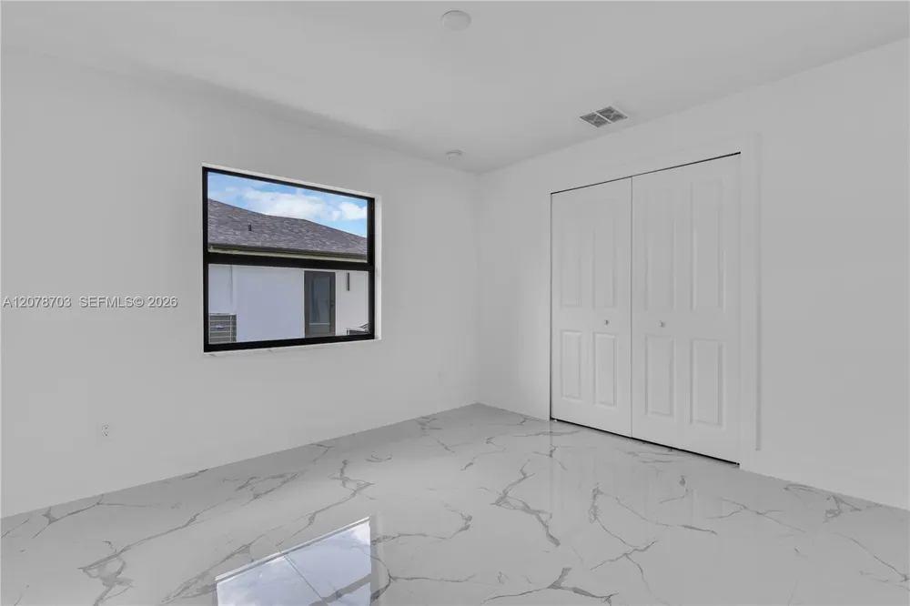 104 HIGHTOWER AVE S Lehigh Acres, FL 33973