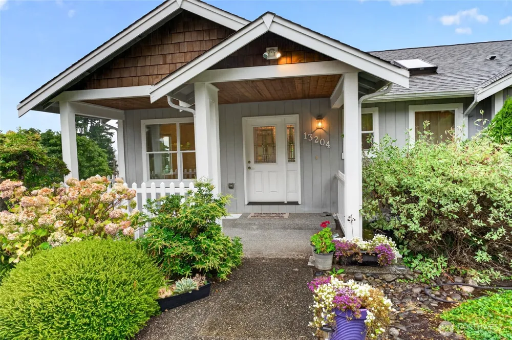 13204 Emerald Drive NW Gig Harbor, WA 98329