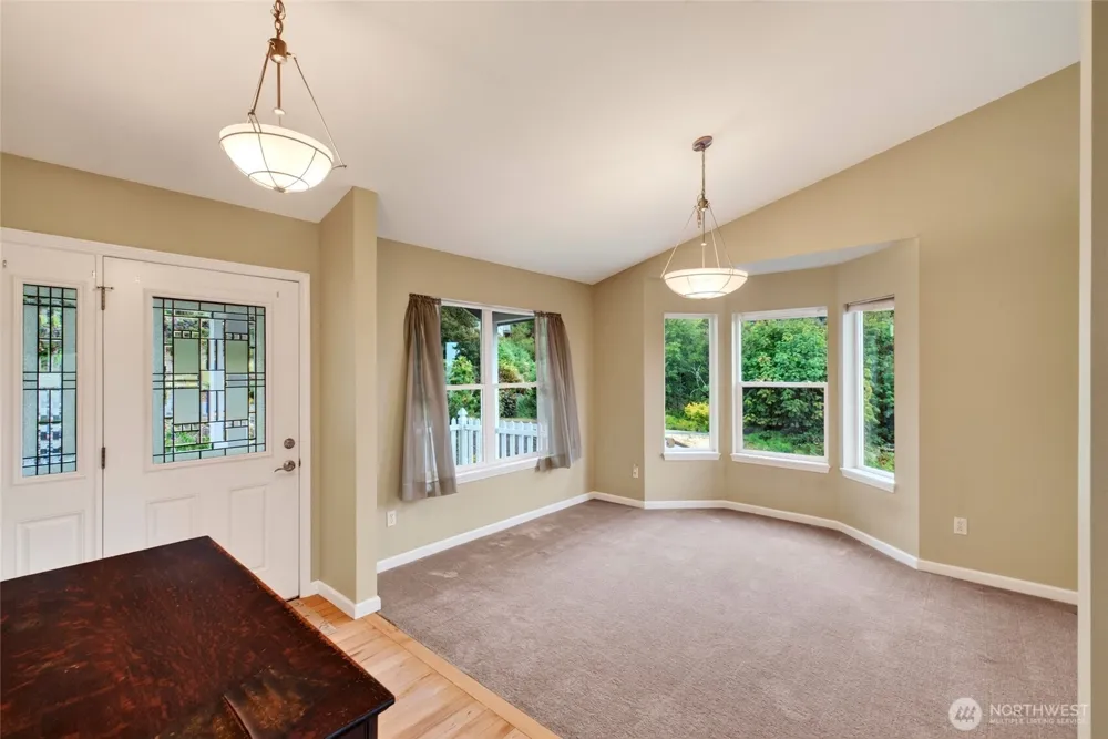 13204 Emerald Drive NW Gig Harbor, WA 98329