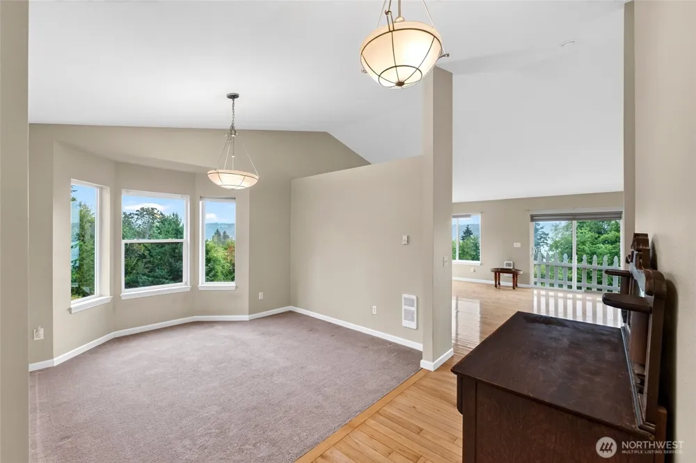 13204 Emerald Drive NW Gig Harbor, WA 98329