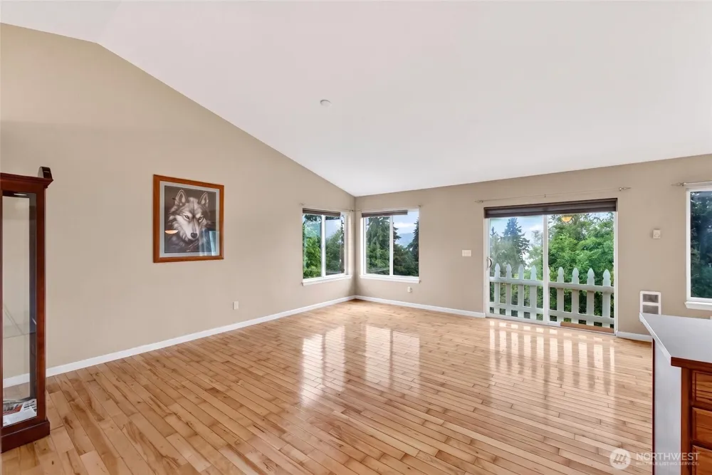 13204 Emerald Drive NW Gig Harbor, WA 98329