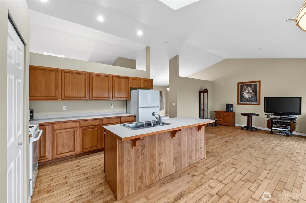 13204 Emerald Drive NW Gig Harbor, WA 98329