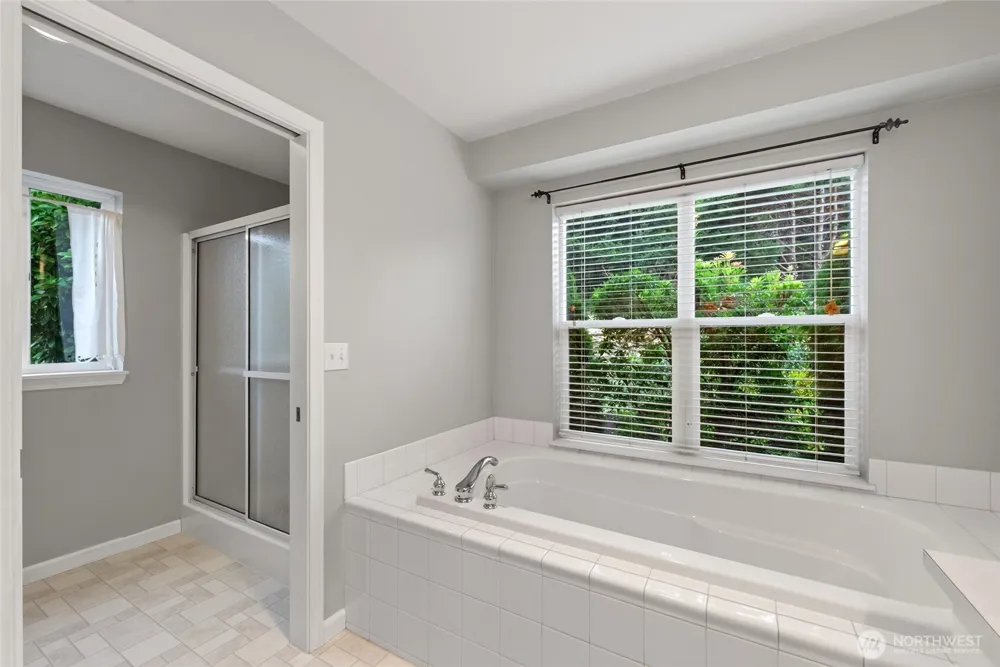 13204 Emerald Drive NW Gig Harbor, WA 98329