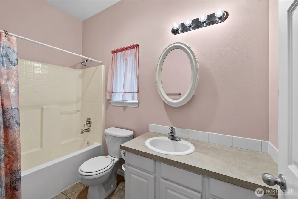 13204 Emerald Drive NW Gig Harbor, WA 98329