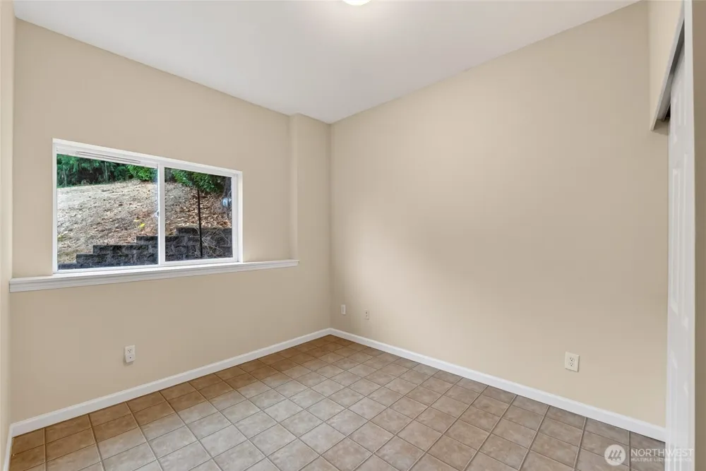 13204 Emerald Drive NW Gig Harbor, WA 98329