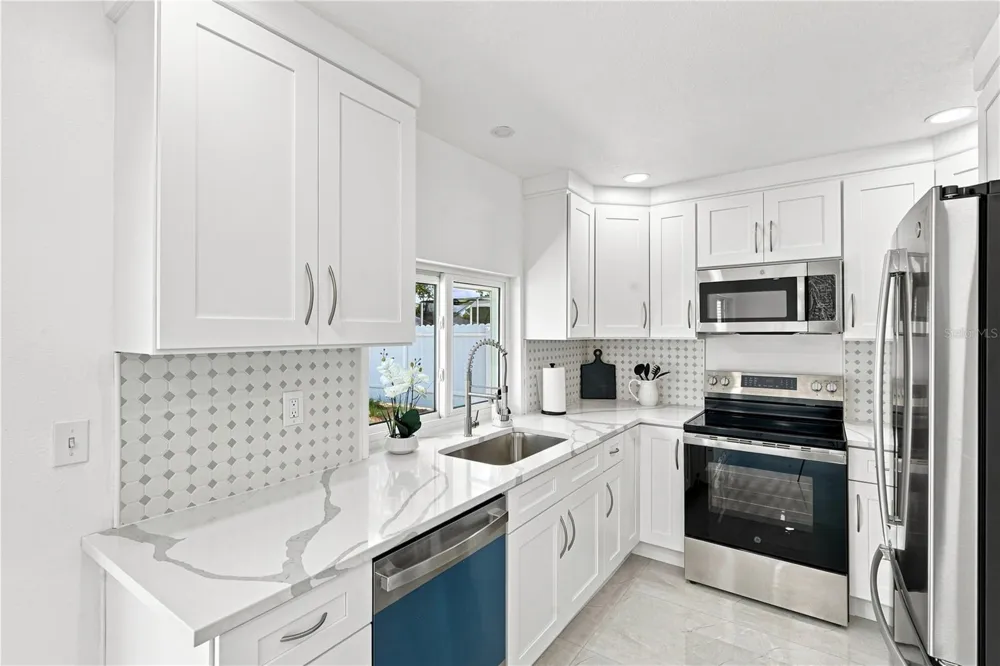 4251 WOODFIELD AVENUE Holiday, FL 34691