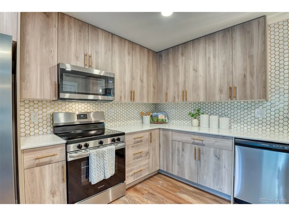 2807 Hayman Terrace Colorado Springs, CO 80910