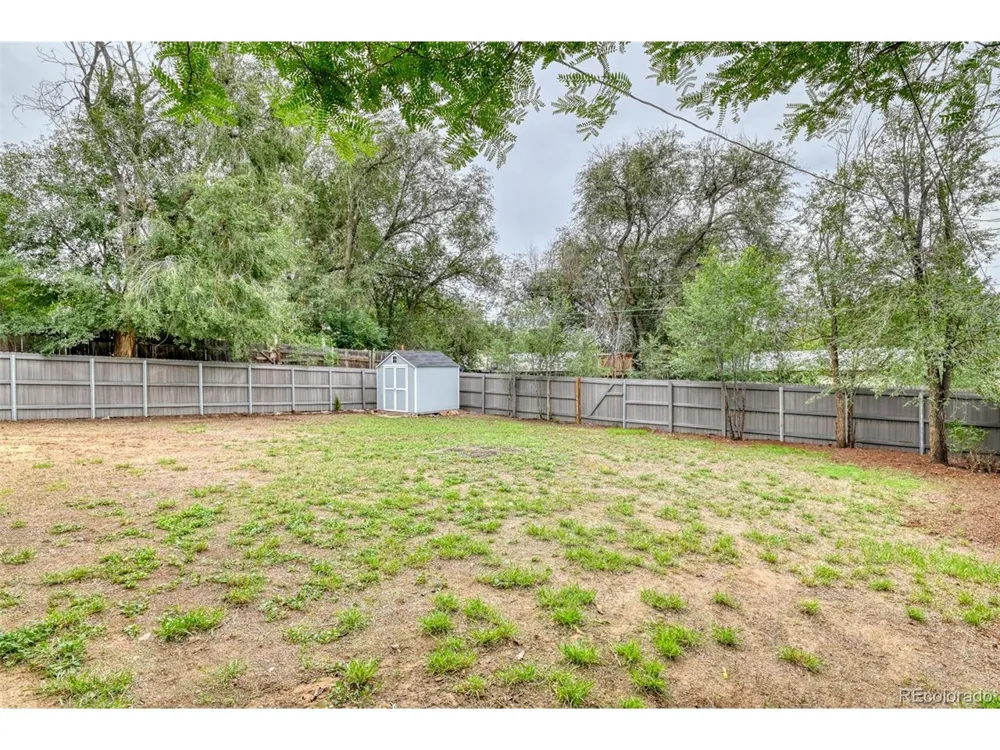2807 Hayman Terrace Colorado Springs, CO 80910