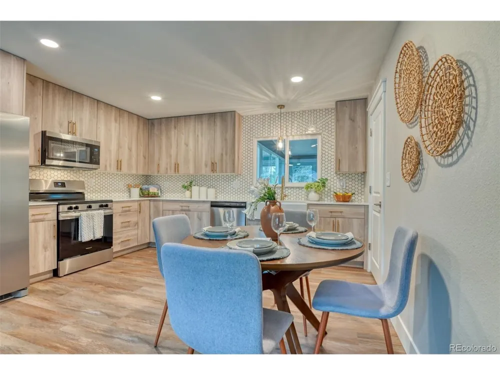 2807 Hayman Terrace Colorado Springs, CO 80910