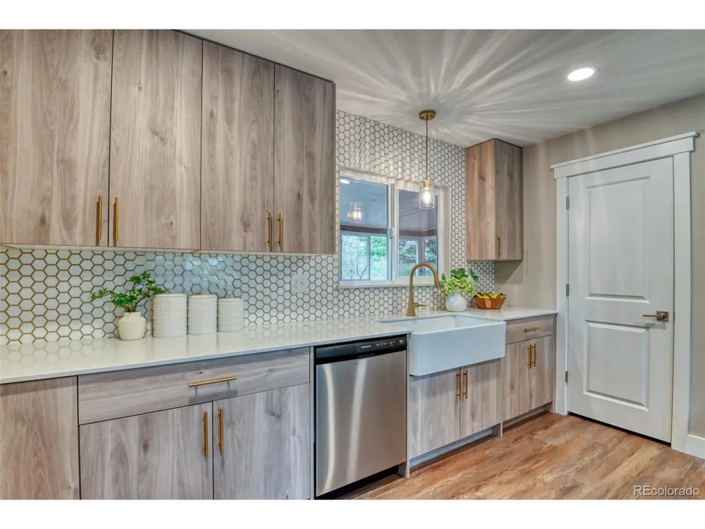 2807 Hayman Terrace Colorado Springs, CO 80910