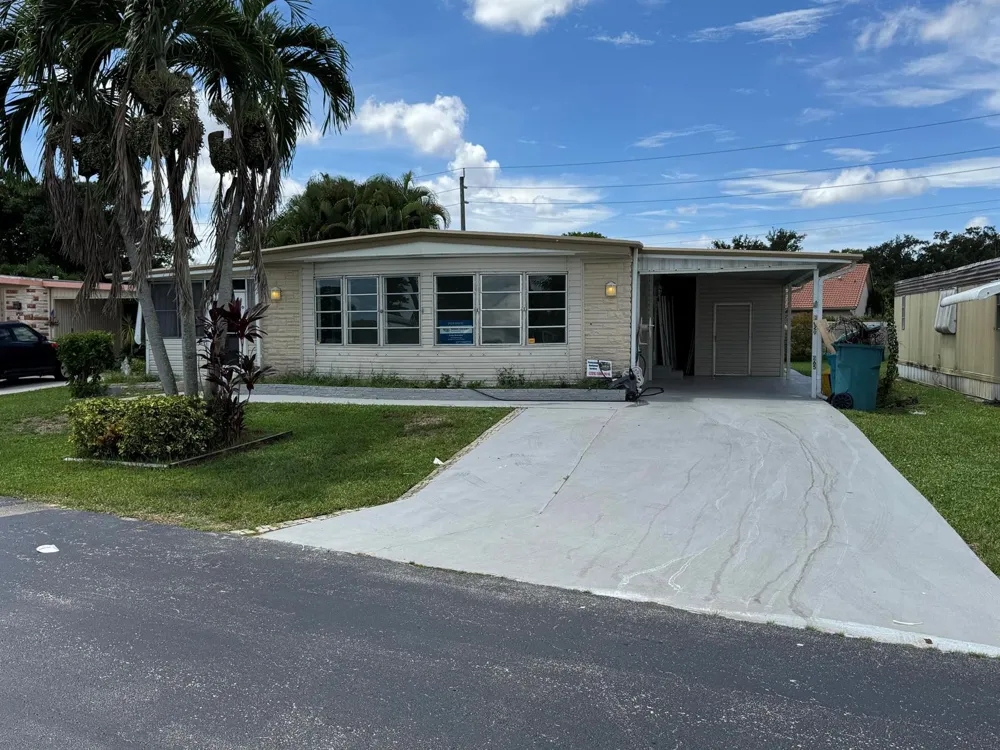 8629 Crown Drive Boynton Beach, FL 33436
