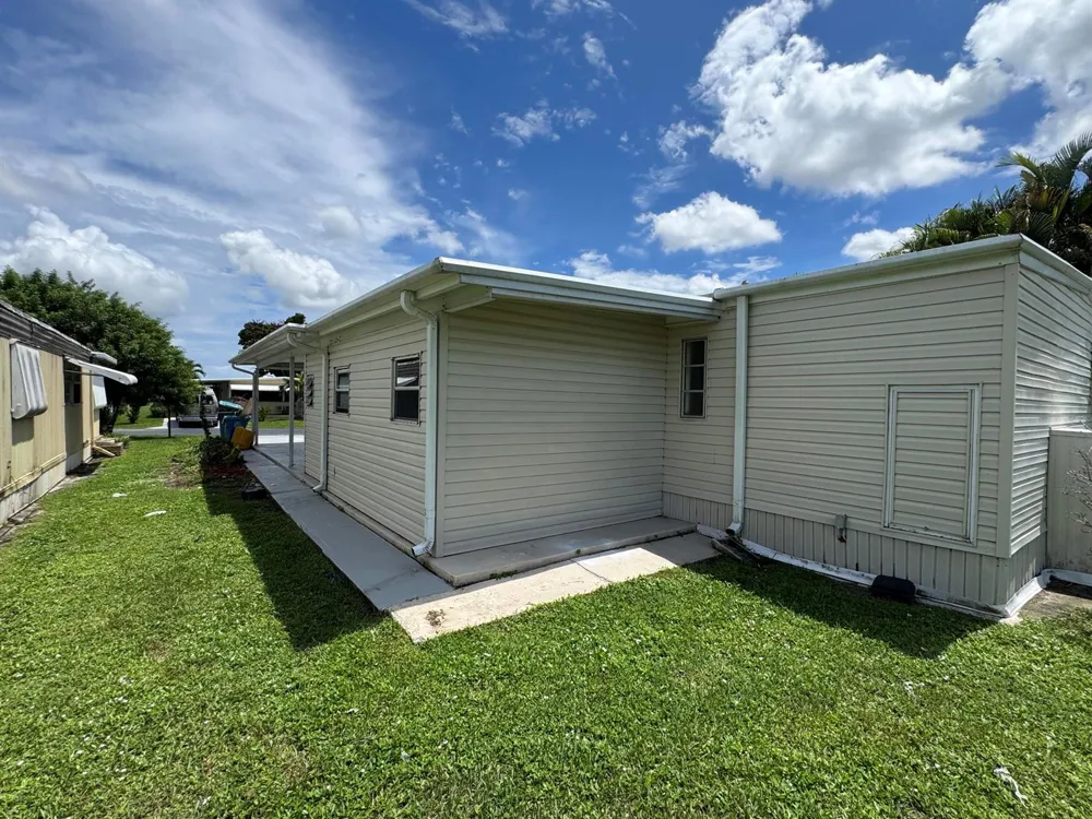 8629 Crown Drive Boynton Beach, FL 33436