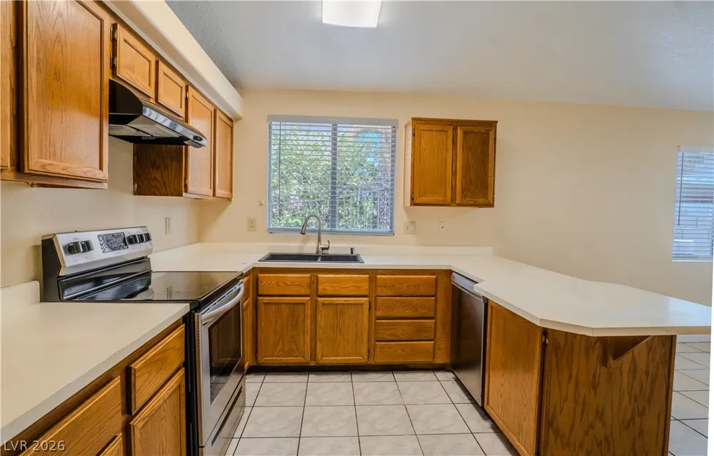 2545 Rising Legend Way Las Vegas, NV 89106