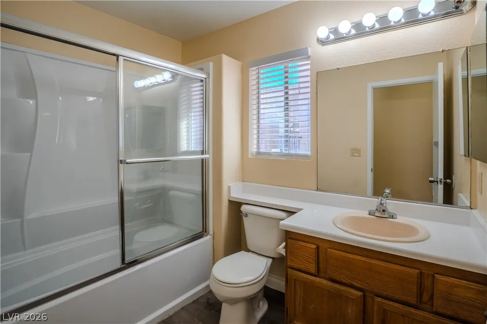 2545 Rising Legend Way Las Vegas, NV 89106