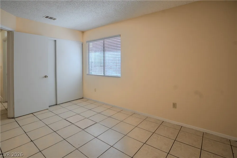 2545 Rising Legend Way Las Vegas, NV 89106