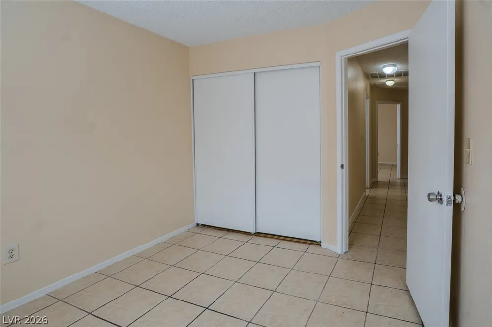 2545 Rising Legend Way Las Vegas, NV 89106