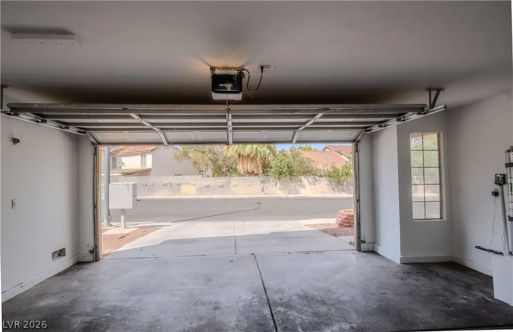 2545 Rising Legend Way Las Vegas, NV 89106