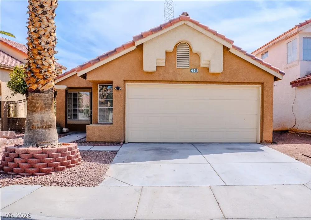 2545 Rising Legend Way Las Vegas, NV 89106