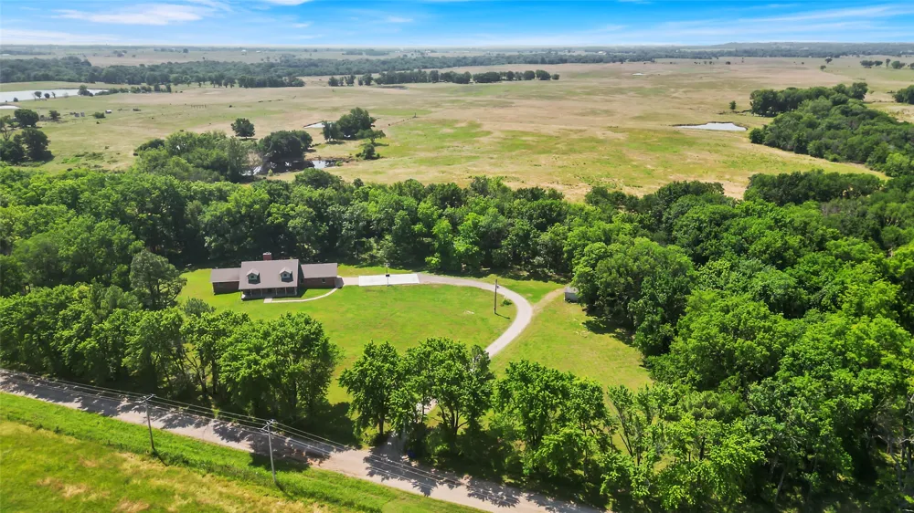 9644 EW 19 ROAD Nowata, OK 74048