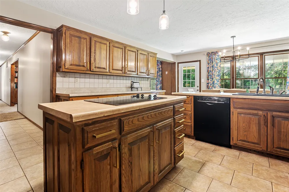 9644 EW 19 ROAD Nowata, OK 74048