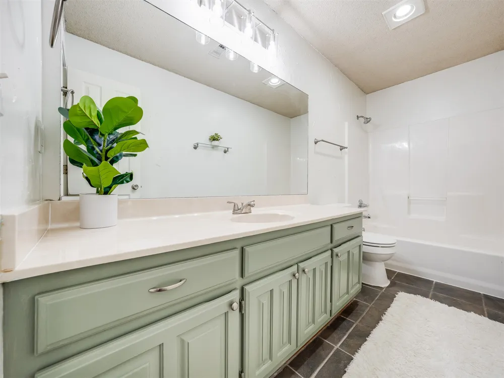 3304 4th Street Broken Arrow, OK 74012