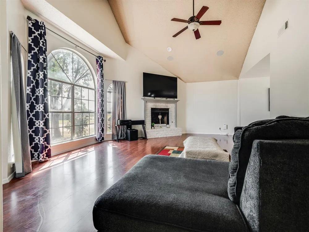 3304 4th Street Broken Arrow, OK 74012