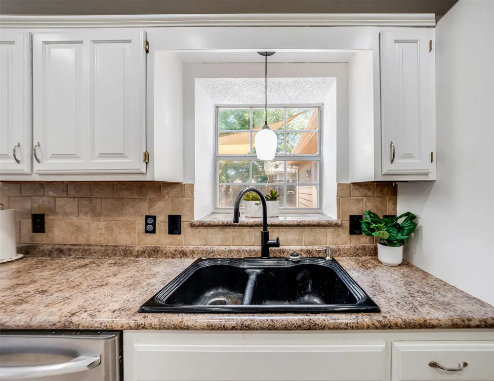 3304 4th Street Broken Arrow, OK 74012