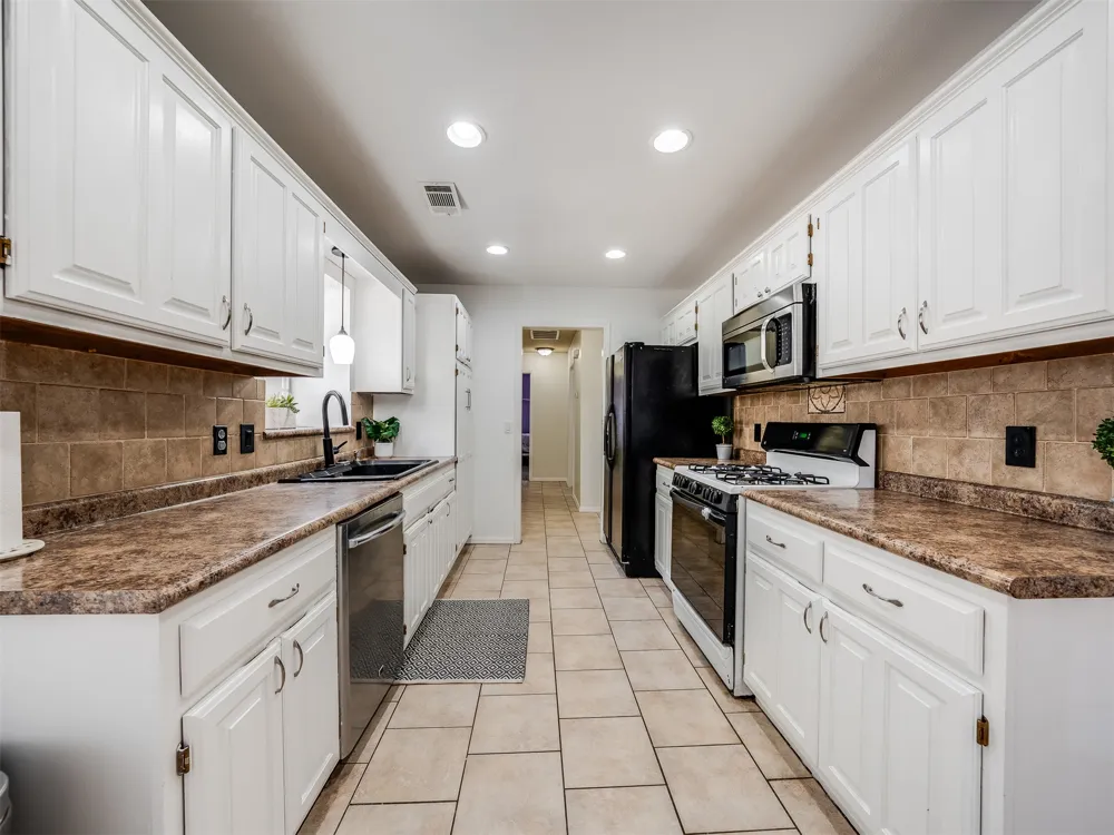 3304 4th Street Broken Arrow, OK 74012