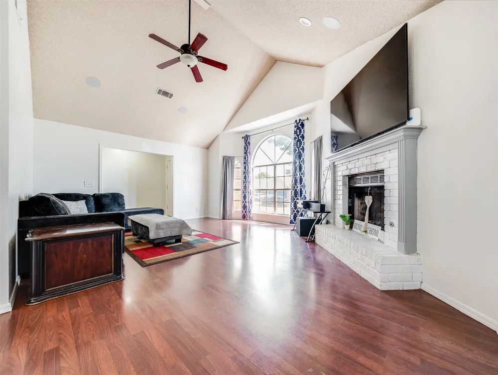 3304 4th Street Broken Arrow, OK 74012