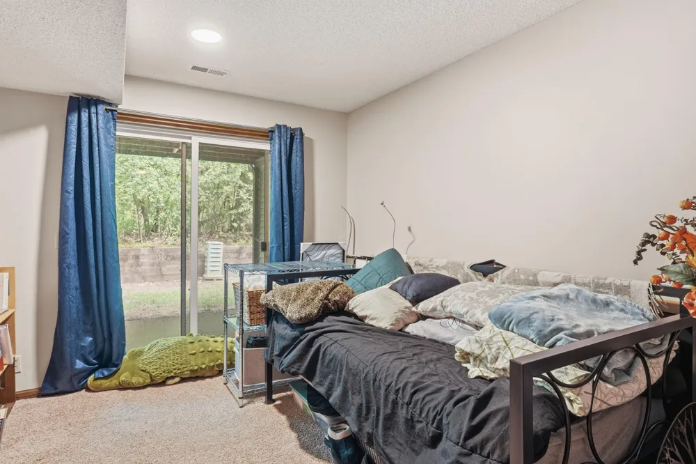 3676 Widgeon Way Eagan, MN 55123