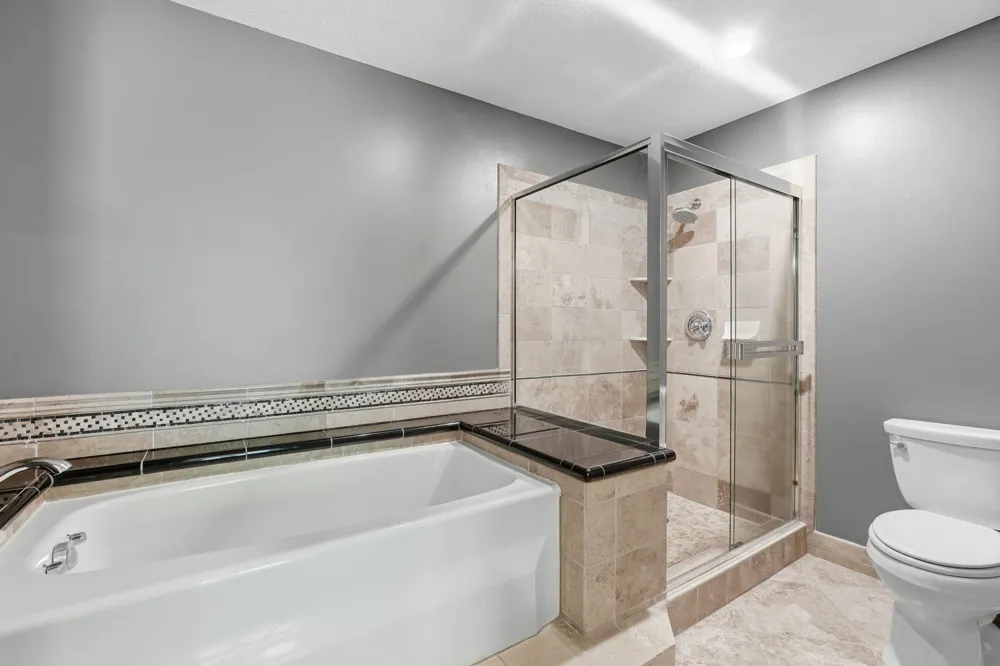 3676 Widgeon Way Eagan, MN 55123