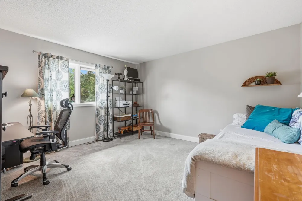 3676 Widgeon Way Eagan, MN 55123