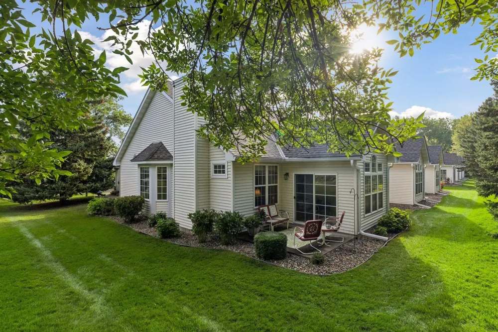 7290 Bordner Drive Inver Grove Heights, MN 55076