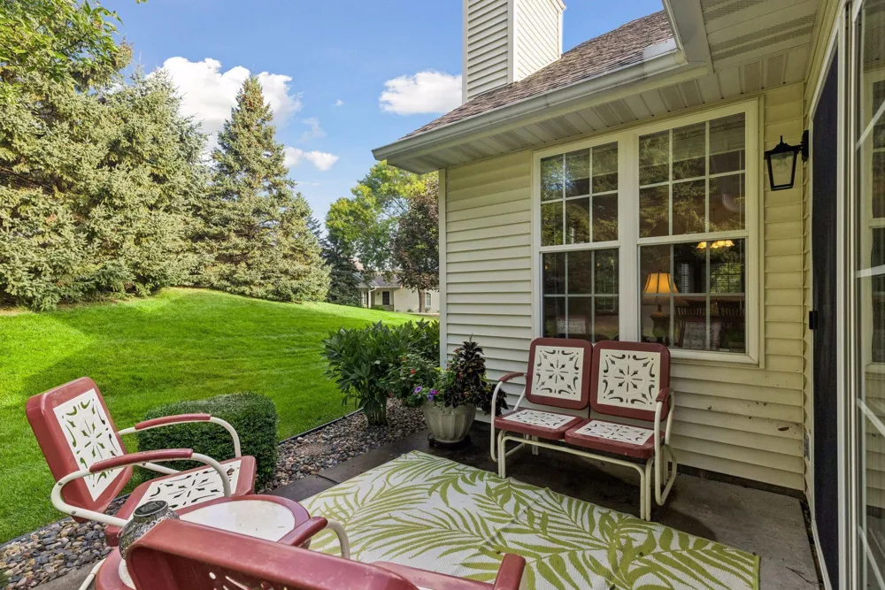 7290 Bordner Drive Inver Grove Heights, MN 55076