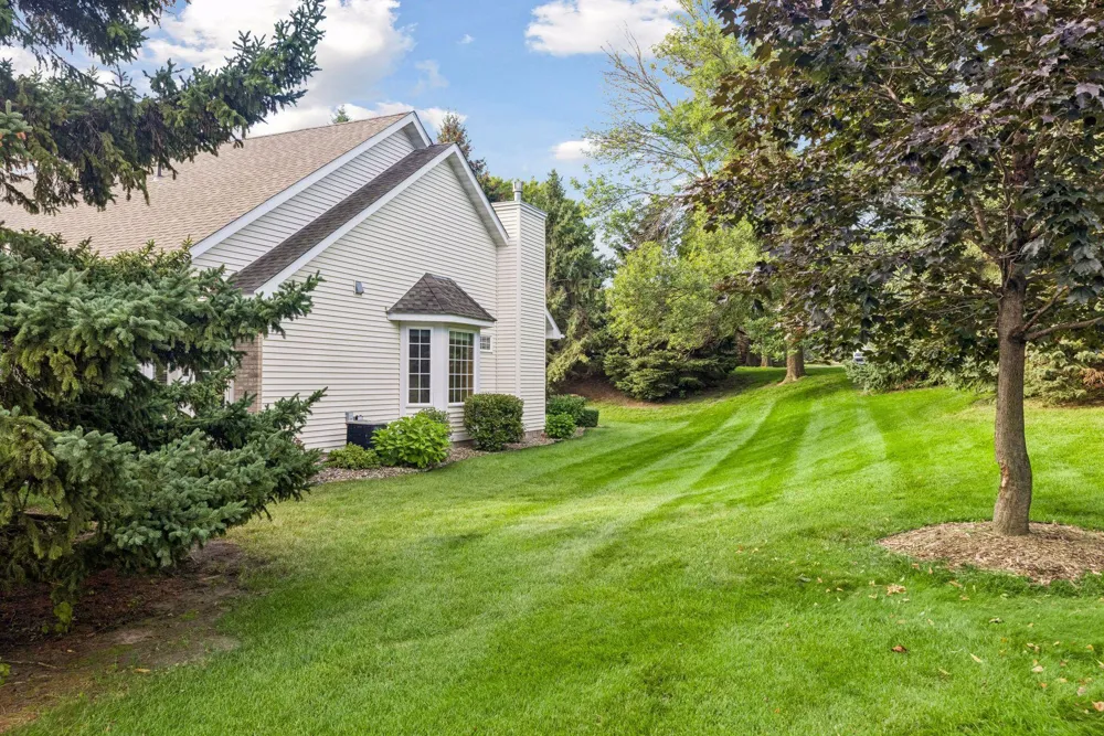 7290 Bordner Drive Inver Grove Heights, MN 55076